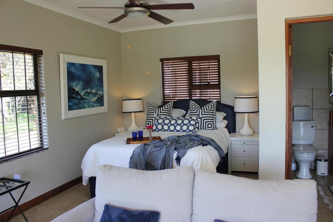 Karee & Wild Olive Guest Lodge Hekpoort Bagian luar foto